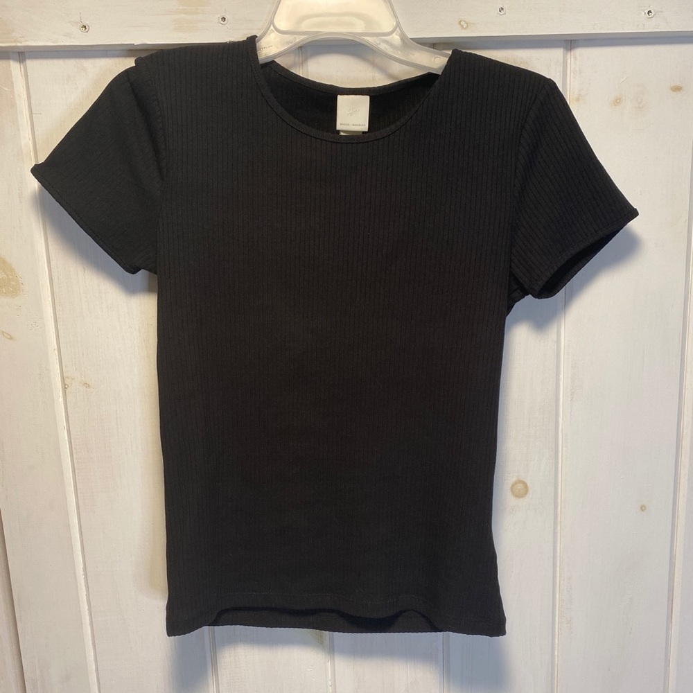 Tight Black Top